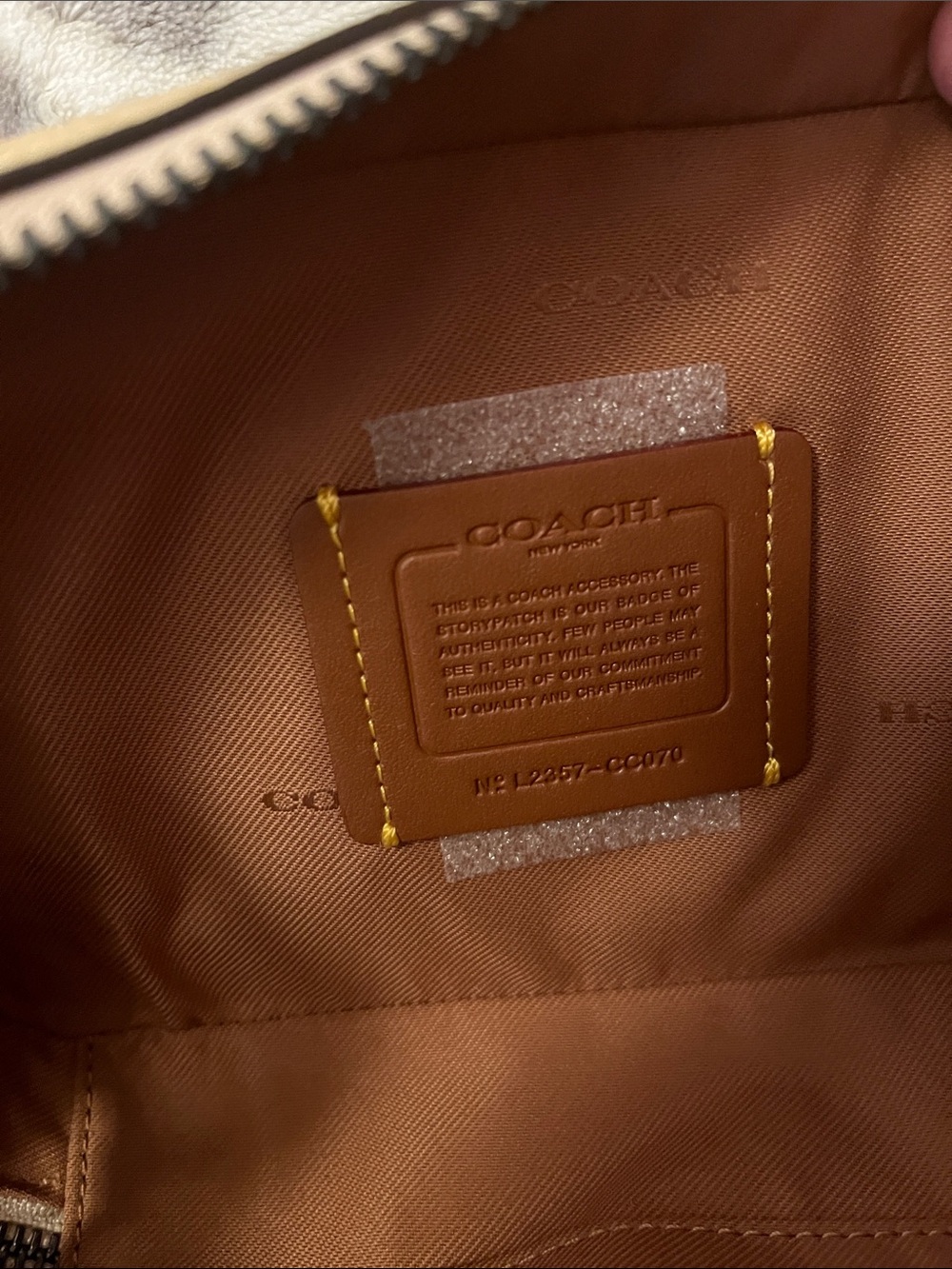 Coach Beige Crossbody Camera Bag with Coin Pouch - Picture 5 of 9
